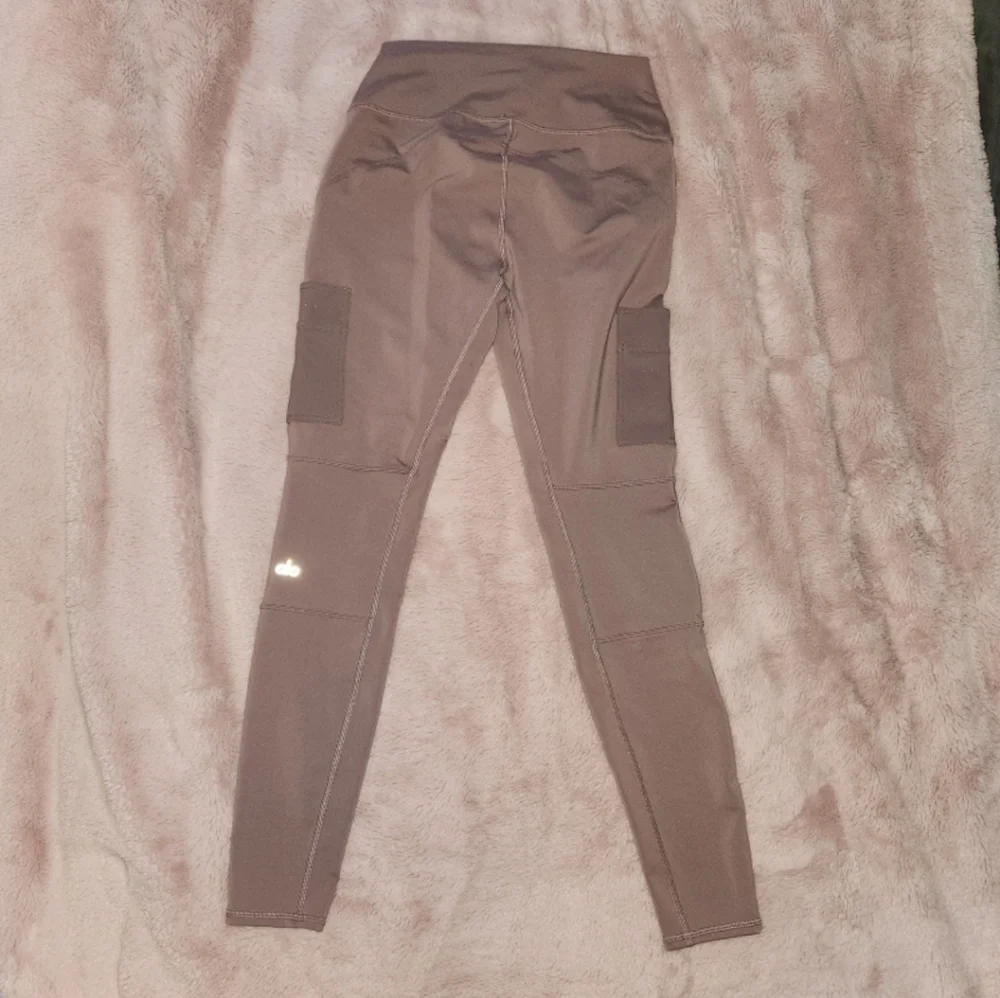 Alo leggings LIKE NEW medium‎